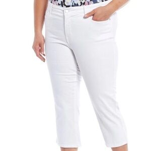 CODE BLEU Classic Straight Leg Cropped Capri White Jeans Size 22W 24W Plus NEW